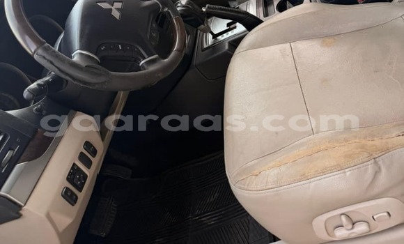 Dieundeu Occasion Mitsubishi Pajero White Auto in Dakar in Dakar Dieundeu Occasion Mitsubishi Pajero White Auto in Dakar in Dakar