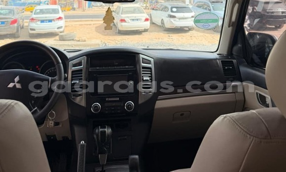 Dieundeu Occasion Mitsubishi Pajero White Auto in Dakar in Dakar Dieundeu Occasion Mitsubishi Pajero White Auto in Dakar in Dakar