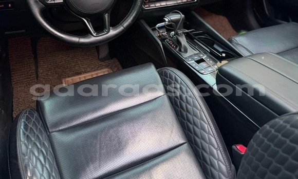 Acheter Occasion Voiture Kia K7 Blanc à Dakar, Dakar Acheter Occasion Voiture Kia K7 Blanc à Dakar, Dakar