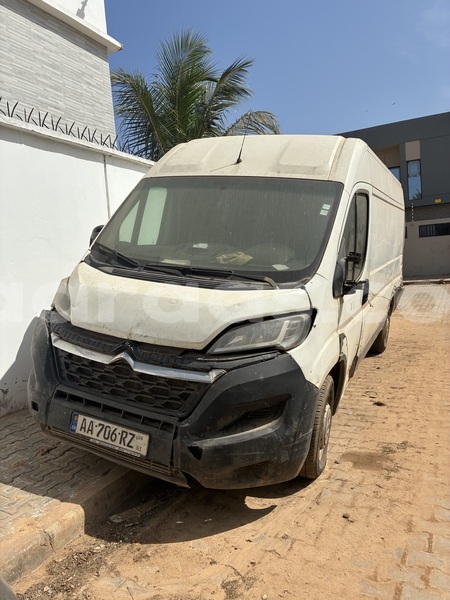 Big with watermark citroen jumper dakar dakar 33180