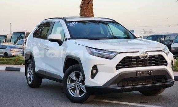 Acheter Occasion Voiture Toyota Rav 4 White à Dakar, Dakar