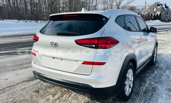 Acheter Import Voiture Hyundai Tucson Gris à Rufisque, Dakar Acheter Import Voiture Hyundai Tucson Gris à Rufisque, Dakar