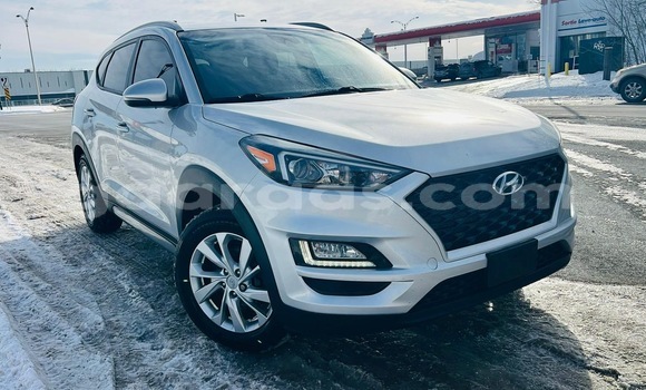 Acheter Import Voiture Hyundai Tucson Gris à Rufisque, Dakar Acheter Import Voiture Hyundai Tucson Gris à Rufisque, Dakar