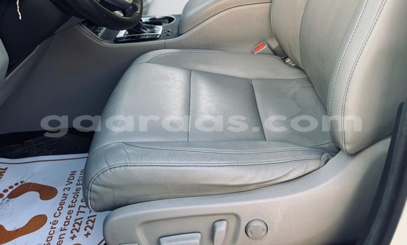 Buy Used Toyota Highlander White Car in Dakar in Dakar Buy Used Toyota Highlander White Car in Dakar in Dakar