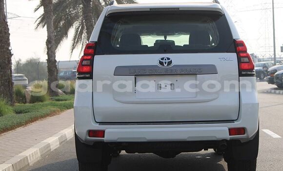 Buy Used Toyota Land Cruiser Prado White Car in Dakar in Dakar Buy Used Toyota Land Cruiser Prado White Car in Dakar in Dakar