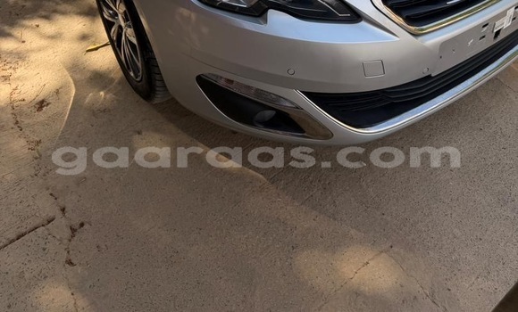 Dieundeu Beess Peugeot 308 Silver Auto in Thiès in Région de Thiès