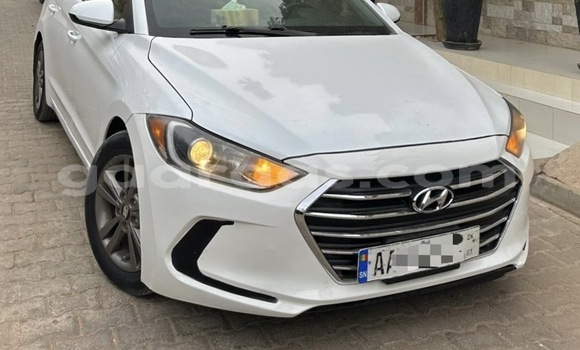 Acheter Occasion Voiture Hyundai Elantra Blanc à Dakar, Dakar
