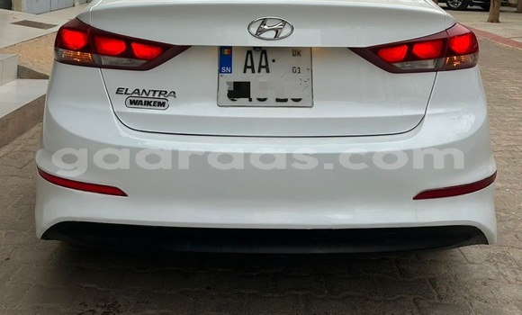 Buy Used Hyundai Elantra White Car in Dakar in Dakar Buy Used Hyundai Elantra White Car in Dakar in Dakar