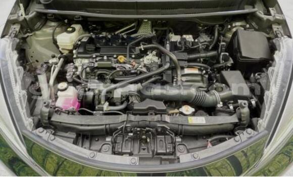 Buy Used Toyota Aqua Silver Car in Dakar in Dakar Buy Used Toyota Aqua Silver Car in Dakar in Dakar