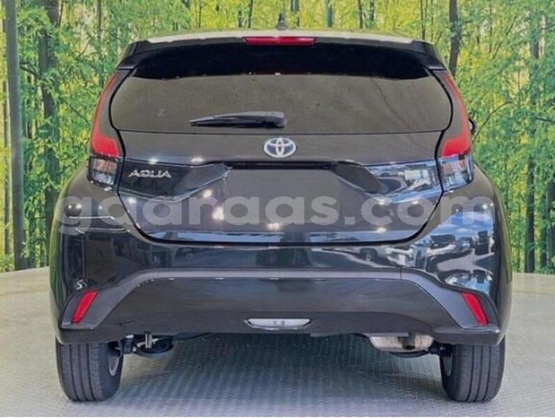 Big with watermark toyota aqua dakar dakar 33195