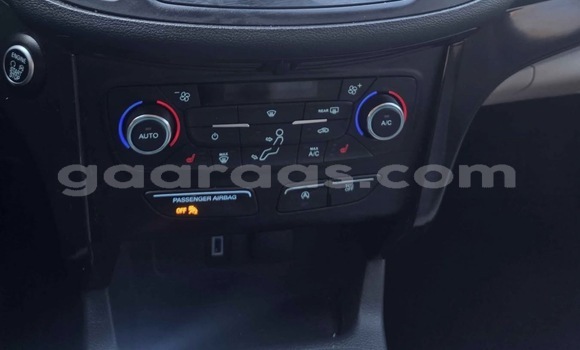 Acheter Import Voiture Ford Escape Red à Touba, Diourbel Acheter Import Voiture Ford Escape Red à Touba, Diourbel