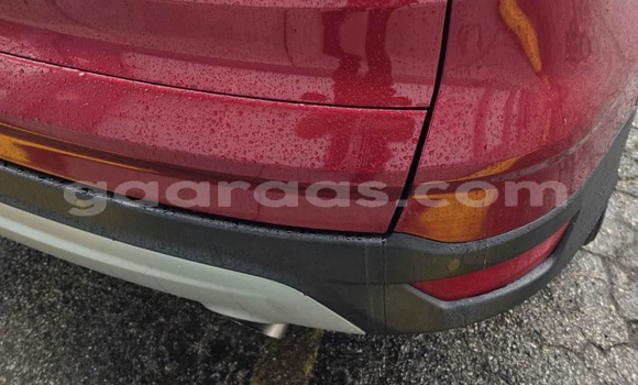 Acheter Import Voiture Ford Escape Red à Touba, Diourbel Acheter Import Voiture Ford Escape Red à Touba, Diourbel