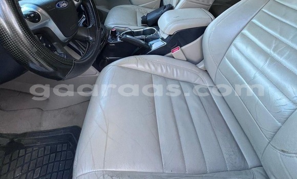 Dieundeu Occasion Ford Escape Black Auto in Dakar in Dakar Dieundeu Occasion Ford Escape Black Auto in Dakar in Dakar