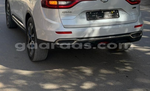 Dieundeu Occasion Renault Samsung QM6 Blanc Auto in Dakar in Dakar Dieundeu Occasion Renault Samsung QM6 Blanc Auto in Dakar in Dakar