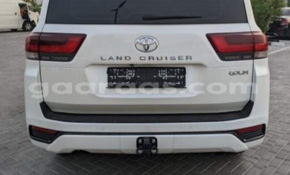 Buy Used Toyota Land Cruiser White Car in Dakar in Dakar Buy Used Toyota Land Cruiser White Car in Dakar in Dakar