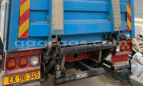 Buy Used Volvo F4 Blue Truck in Ain sebaa in Casablanca Buy Used Volvo F4 Blue Truck in Ain sebaa in Casablanca