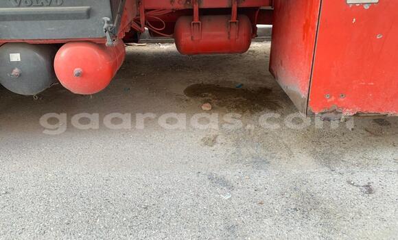 Buy Used Volvo F4 Blue Truck in Ain sebaa in Casablanca Buy Used Volvo F4 Blue Truck in Ain sebaa in Casablanca