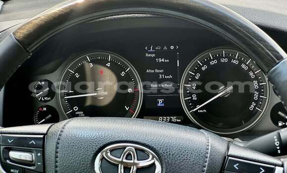 Buy Used Toyota Land Cruiser White Car in Dakar in Dakar Buy Used Toyota Land Cruiser White Car in Dakar in Dakar