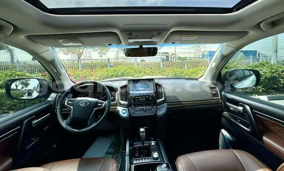 Buy Used Toyota Land Cruiser White Car in Dakar in Dakar Buy Used Toyota Land Cruiser White Car in Dakar in Dakar