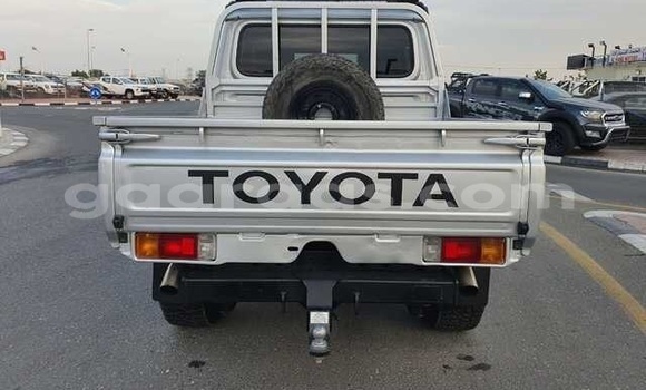 Buy Used Toyota Land Cruiser Silver Car in Guinguineo in Fatick Buy Used Toyota Land Cruiser Silver Car in Guinguineo in Fatick
