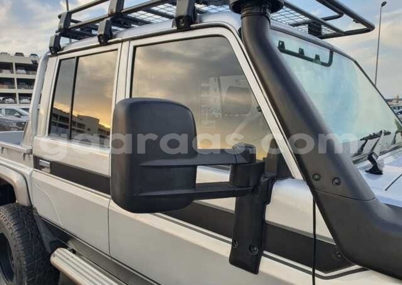 Big with watermark toyota land cruiser fatick guinguineo 33217