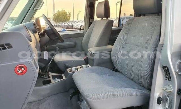 Buy Used Toyota Land Cruiser Silver Car in Guinguineo in Fatick Buy Used Toyota Land Cruiser Silver Car in Guinguineo in Fatick