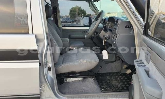 Buy Used Toyota Land Cruiser Silver Car in Guinguineo in Fatick Buy Used Toyota Land Cruiser Silver Car in Guinguineo in Fatick