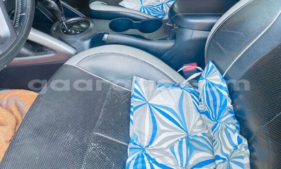 Acheter Occasion Voiture Hyundai Veloster Bleu à Dakar, Dakar Acheter Occasion Voiture Hyundai Veloster Bleu à Dakar, Dakar