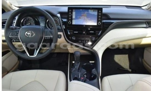 Buy Used Toyota Camry White Car in Dakar in Dakar Buy Used Toyota Camry White Car in Dakar in Dakar