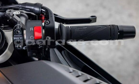 Acheter Occasion Moto Yamaha YZF Noir à Dakar, Dakar Acheter Occasion Moto Yamaha YZF Noir à Dakar, Dakar