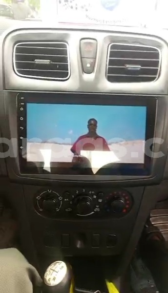 Big with watermark renault symbol dakar dakar 33234