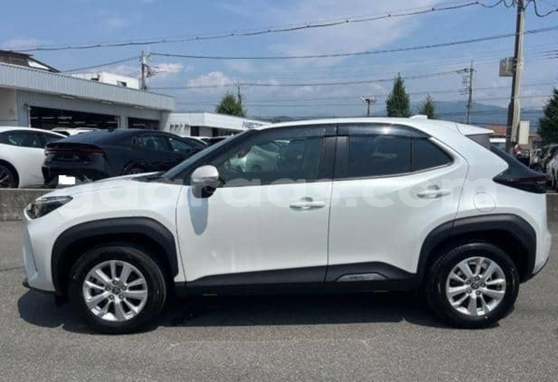 Big with watermark toyota yaris dakar dakar 33236