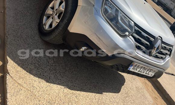 Buy Used Renault Duster Silver Car in Dakar in Dakar Buy Used Renault Duster Silver Car in Dakar in Dakar