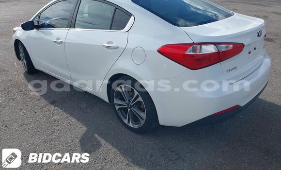 Buy Used Kia Forte White Car in Dakar in Dakar Buy Used Kia Forte White Car in Dakar in Dakar