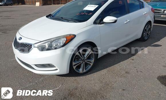 Buy Used Kia Forte White Car in Dakar in Dakar Buy Used Kia Forte White Car in Dakar in Dakar