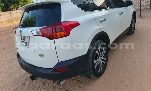 Dieundeu Occasion Toyota Rav 4 Blanc Auto in Dakar in Dakar Dieundeu Occasion Toyota Rav 4 Blanc Auto in Dakar in Dakar