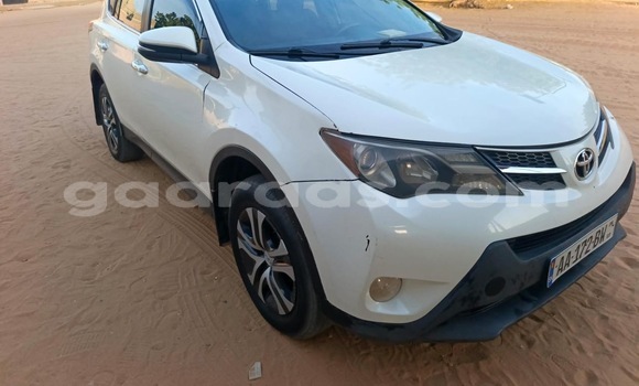 Dieundeu Occasion Toyota Rav 4 Blanc Auto in Dakar in Dakar Dieundeu Occasion Toyota Rav 4 Blanc Auto in Dakar in Dakar