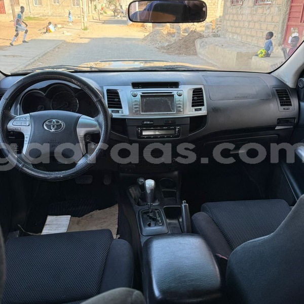 Big with watermark toyota hilux dakar dakar 33252