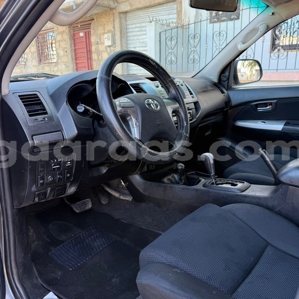 Big with watermark toyota hilux dakar dakar 33252