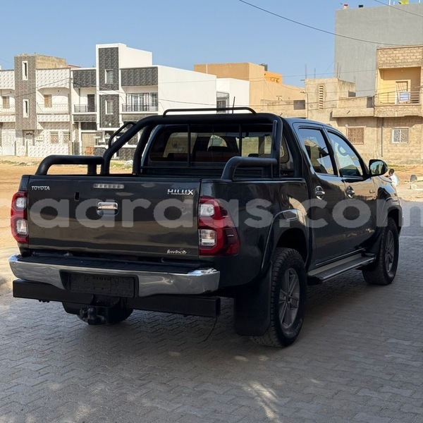 Big with watermark toyota hilux dakar dakar 33252