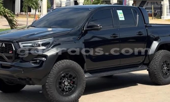 Dieundeu Occasion Toyota Hilux White Auto in Dakar in Dakar Dieundeu Occasion Toyota Hilux White Auto in Dakar in Dakar