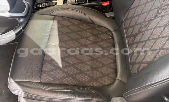 Acheter Import Voiture BMW X1 Noir à Dakar, Dakar Acheter Import Voiture BMW X1 Noir à Dakar, Dakar