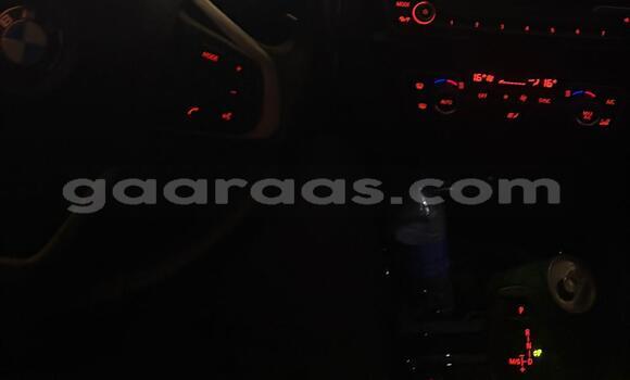 Acheter Import Voiture BMW X1 Noir à Dakar, Dakar Acheter Import Voiture BMW X1 Noir à Dakar, Dakar