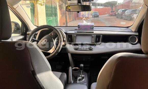 Dieundeu Occasion Toyota RAV4 Silver Auto in Dakar in Dakar Dieundeu Occasion Toyota RAV4 Silver Auto in Dakar in Dakar