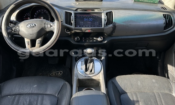 Buy Used Kia Sportage White Car in Dakar in Dakar Buy Used Kia Sportage White Car in Dakar in Dakar