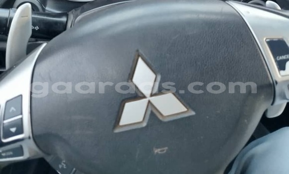 Dieundeu Occasion Mitsubishi Outlander Gris de fer Auto in Dakar in Dakar Dieundeu Occasion Mitsubishi Outlander Gris de fer Auto in Dakar in Dakar