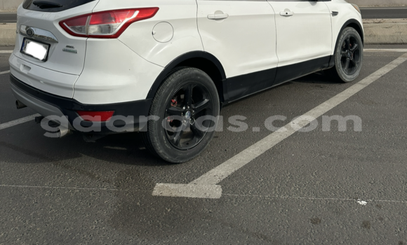 Acheter Occasion Voiture Ford Escape Blanc à Dakar, Dakar Acheter Occasion Voiture Ford Escape Blanc à Dakar, Dakar