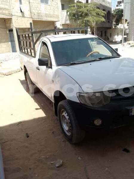 Big with watermark mitsubishi pajero pinin dakar dakar 33289