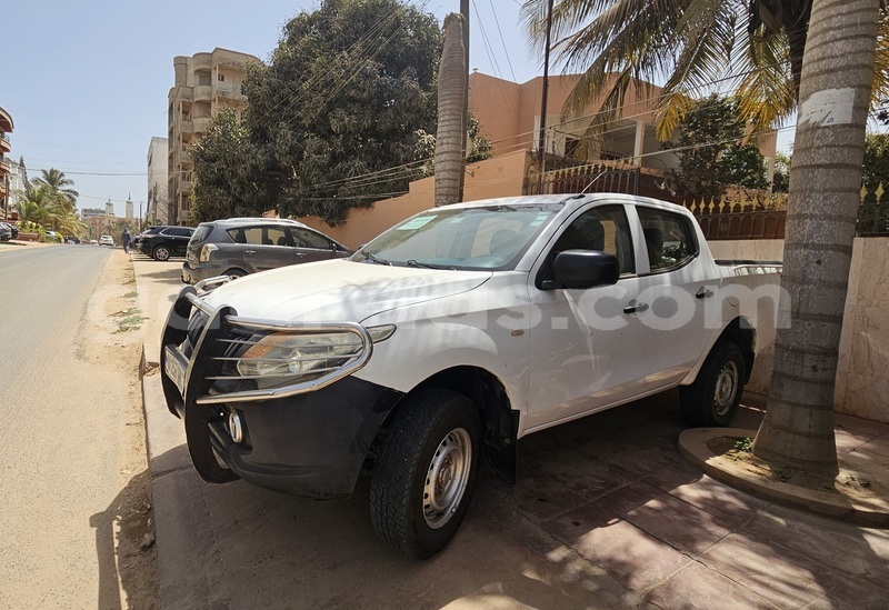 Big with watermark mitsubishi l200 dakar dakar 33299