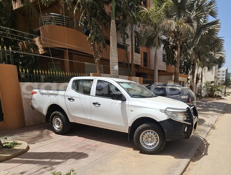 Big with watermark mitsubishi l200 dakar dakar 33299